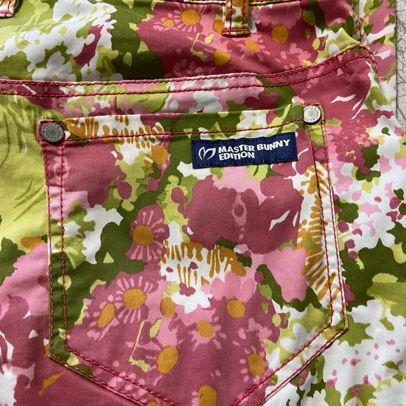 MASTER BUNNY EDITION Pastel Floral Tapered Leg Pants - Picture 12 of 15